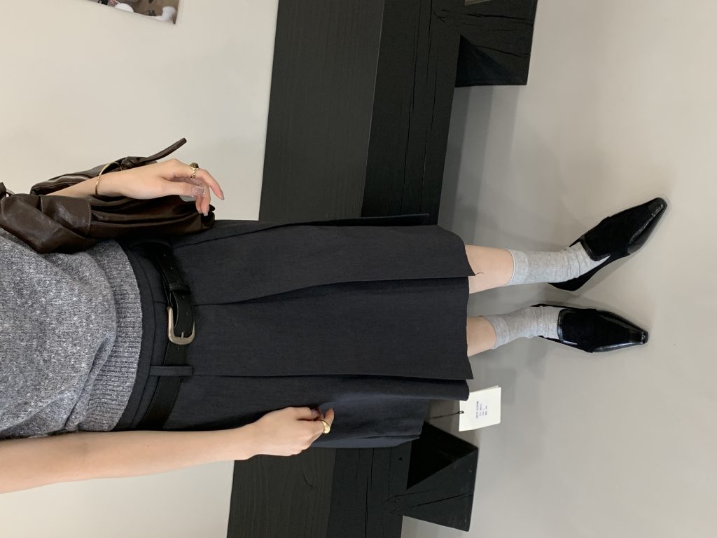 2025 New French Style Women's Low Heel Leather Shoes Pointed Toe Fashion Comfortable Slip-On Flats