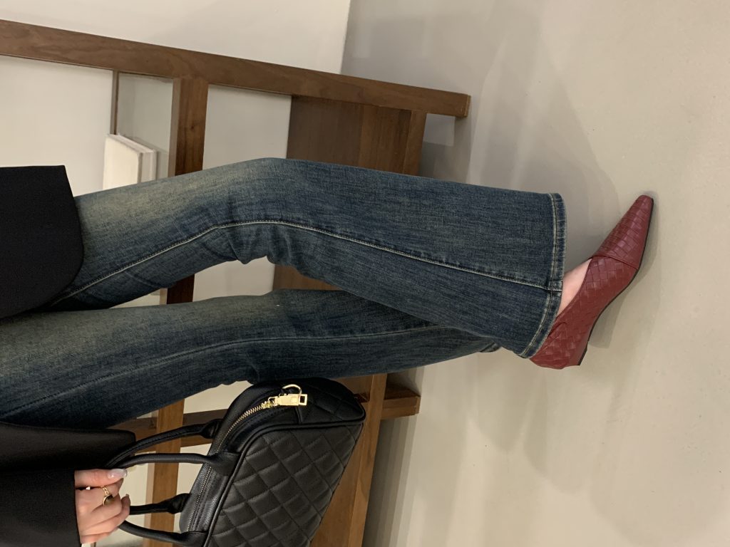 2025 New French British Style Soft Sole Leather Shoes Low Heel Deep Mouth Versatile Professional Women's Shoes